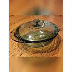 Anchor Hocking Green Glass Round Casserole Dish with Lid - 2 Qt, 2 L